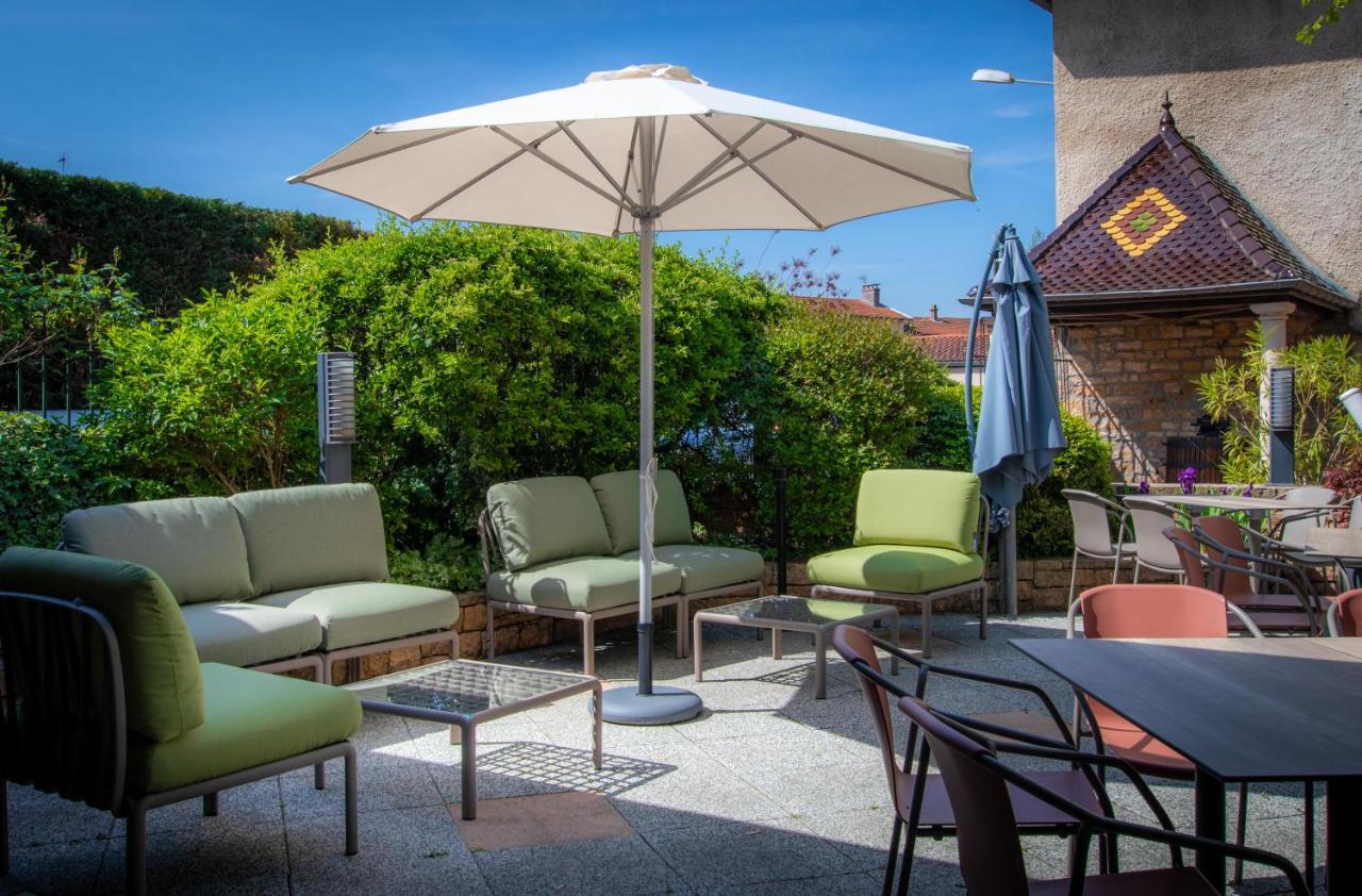 Logis Hotel Tante Yvonne & Son Restaurant Semi-Gastronomique - Lyon Nord 쿠엔시우 외부 사진